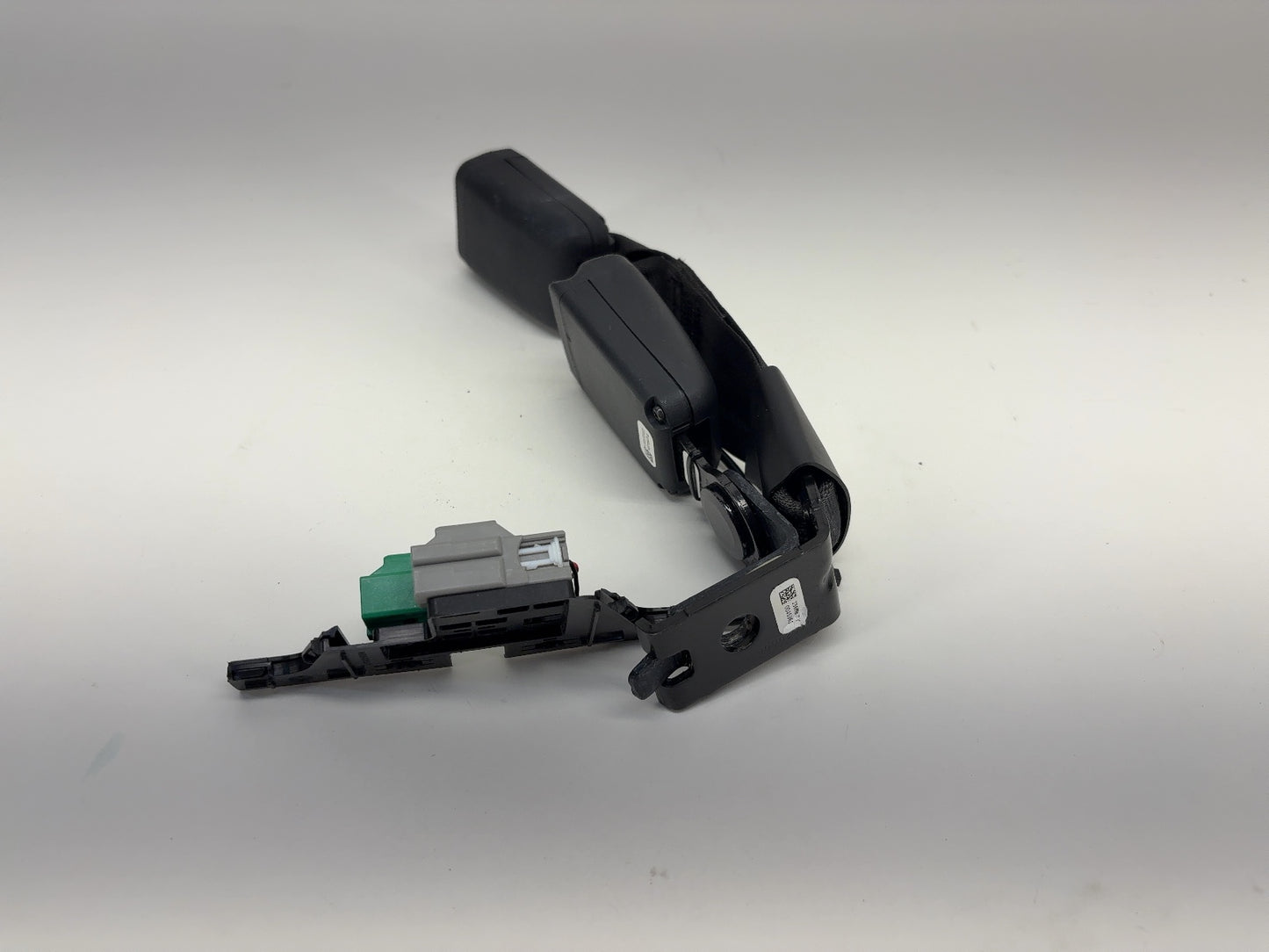 2023 Tesla Model 3 Second Row Seat Belt Buckle 1457704-01-B