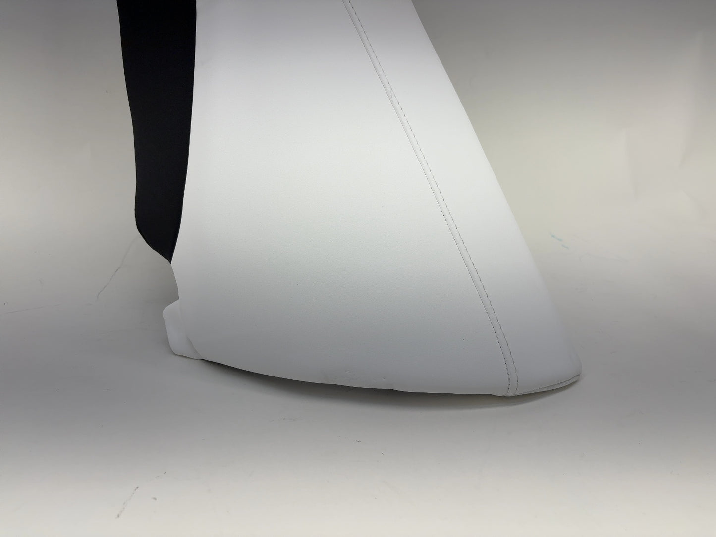 2025 Tesla Model 3 Highland Second Row Bolster Left White 1836647-02-C