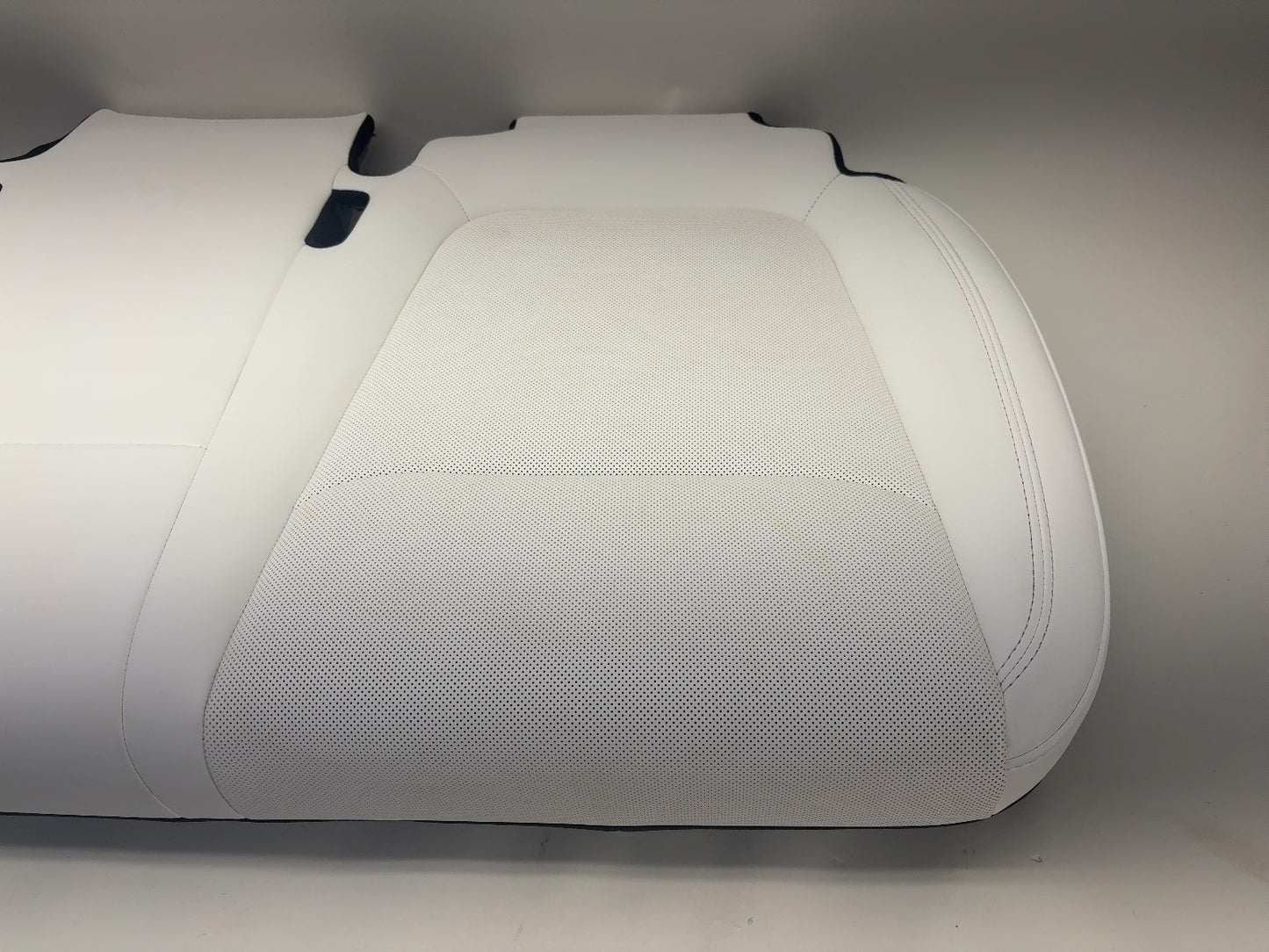 2025 Tesla Model Y Juniper Second Row Seat Cushion White 2000040-F2-A