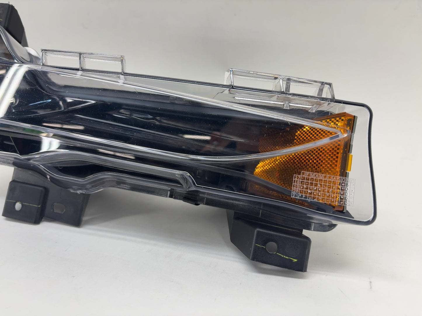 2021-2023 Tesla Model 3 Front Right Foglamp 1077390-00-F