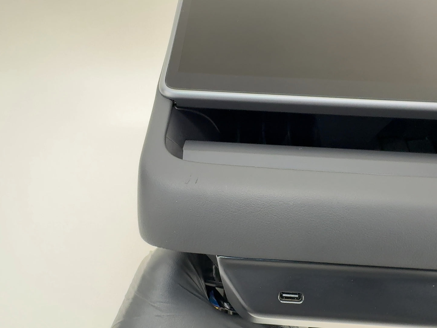 2025-2026 Tesla Model 3 Rear Display 1875931-00-D