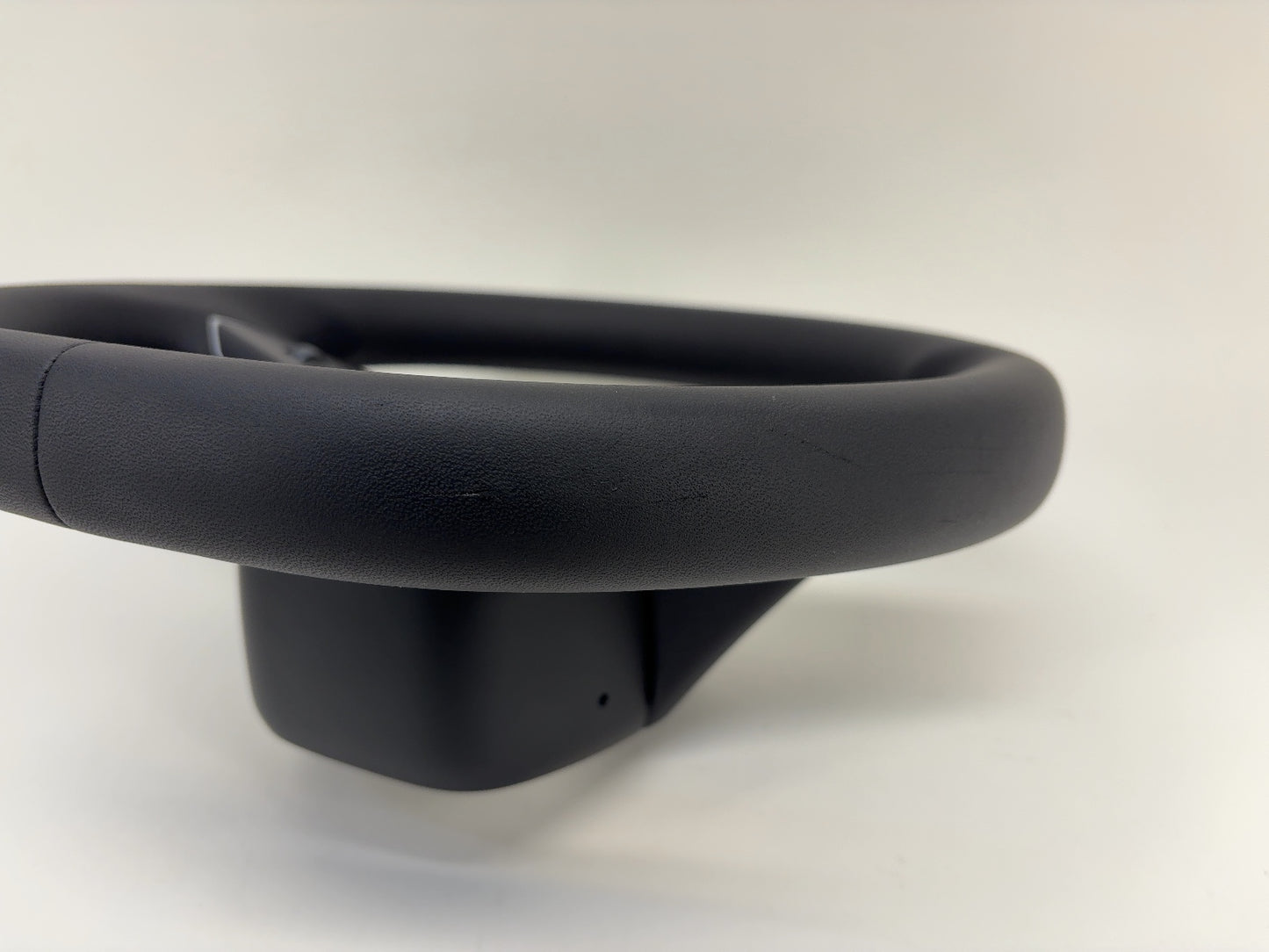 2025 Tesla Model 3 Highland Steering Wheel Pur Leather 1735339-00-G