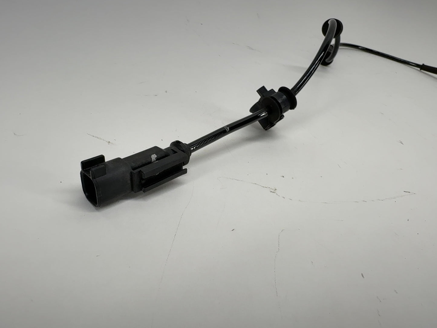 2015 Tesla Model S Front Wheel Speed Sensor 1037794-00-B