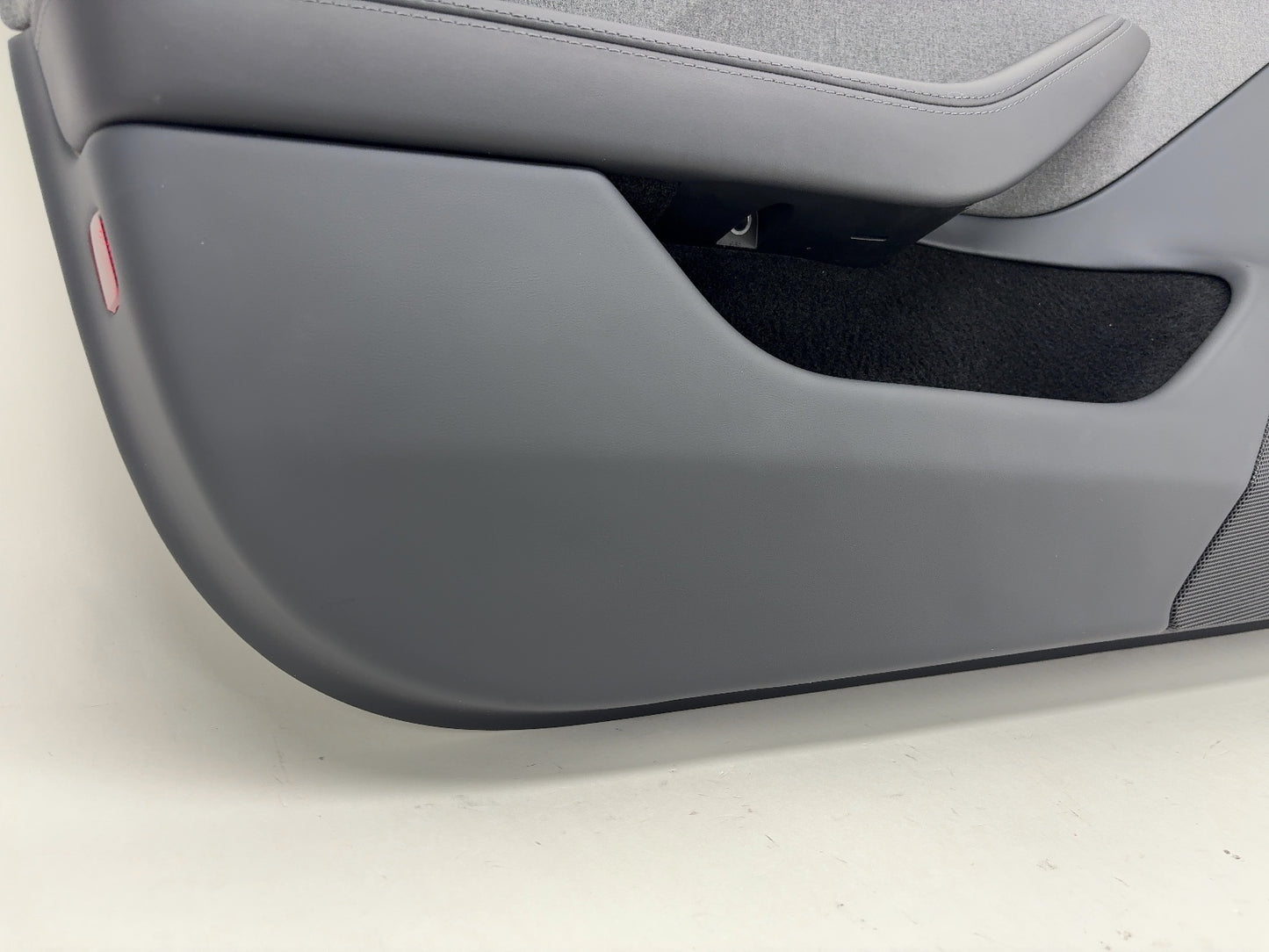 2025 Tesla Model 3 Highland Front Left Door Panel 1776730-20-E
