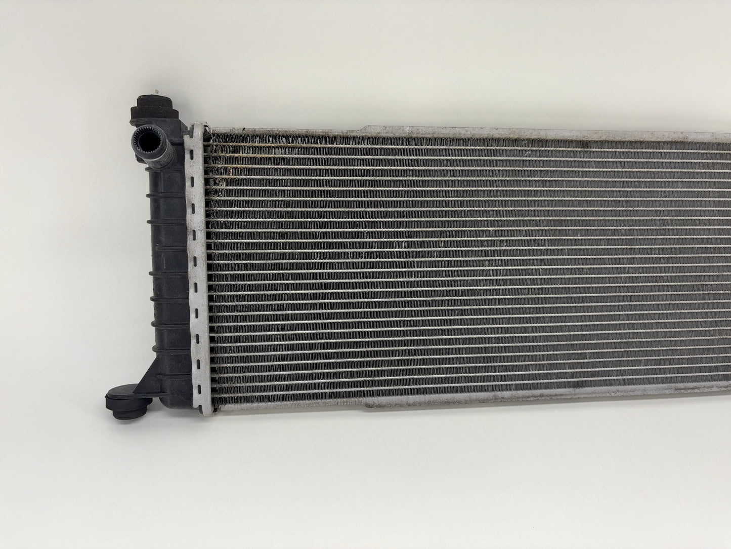 2015 Tesla Model S Coolant Radiator 6007372-00-A