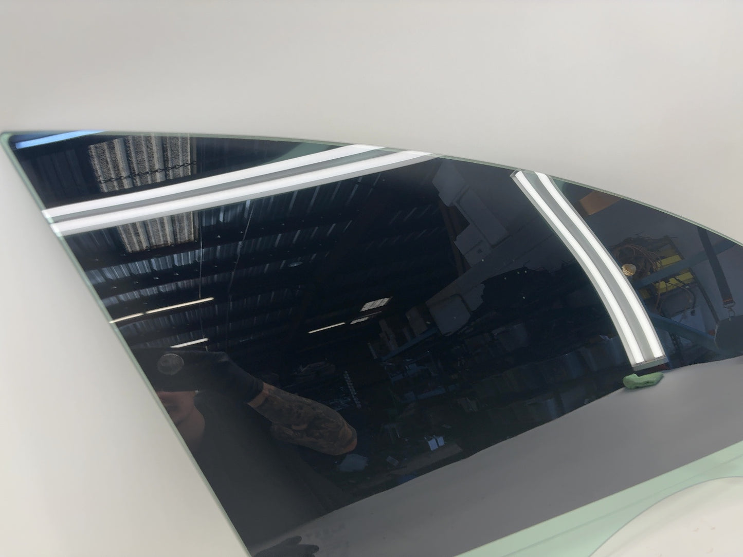 2024-2025 Tesla Model 3 Highland Front Right Door Glass Laminated 1773076-00-D