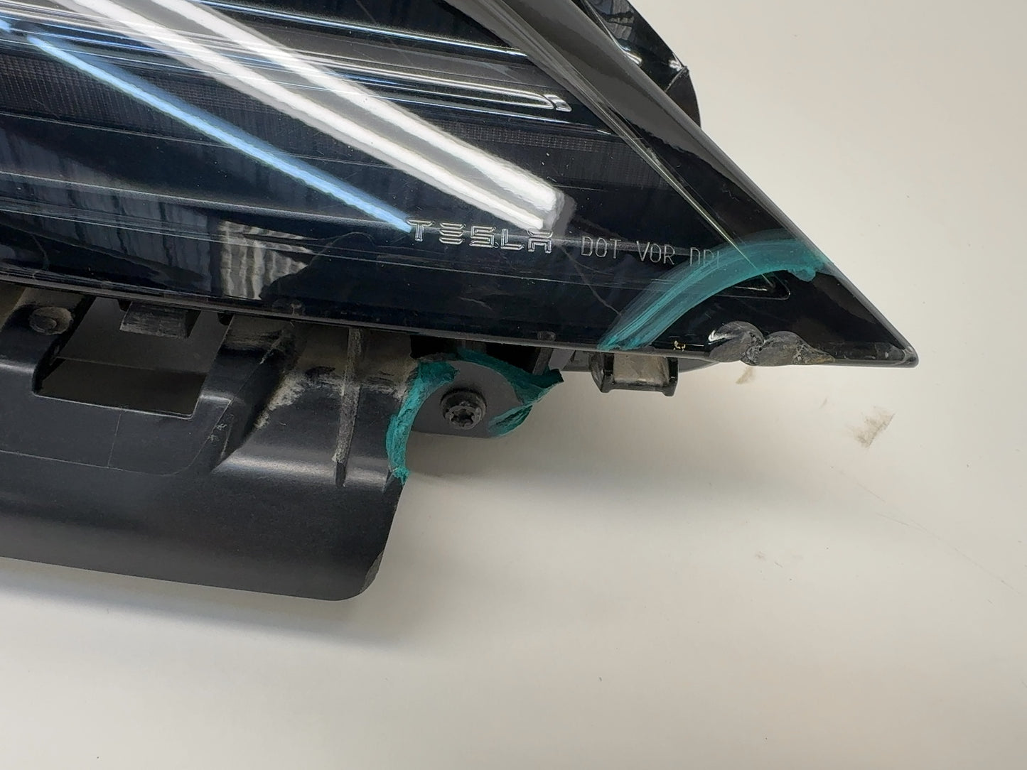 2025 Tesla Model 3 Highland Front Right Headlamp  1694087-00-G