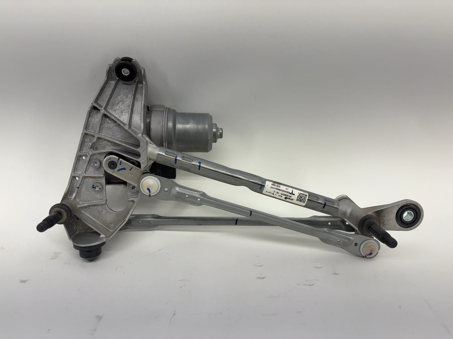 2026 Tesla Model Y Juniper Wiper Motor Assembly 1628222-00-A