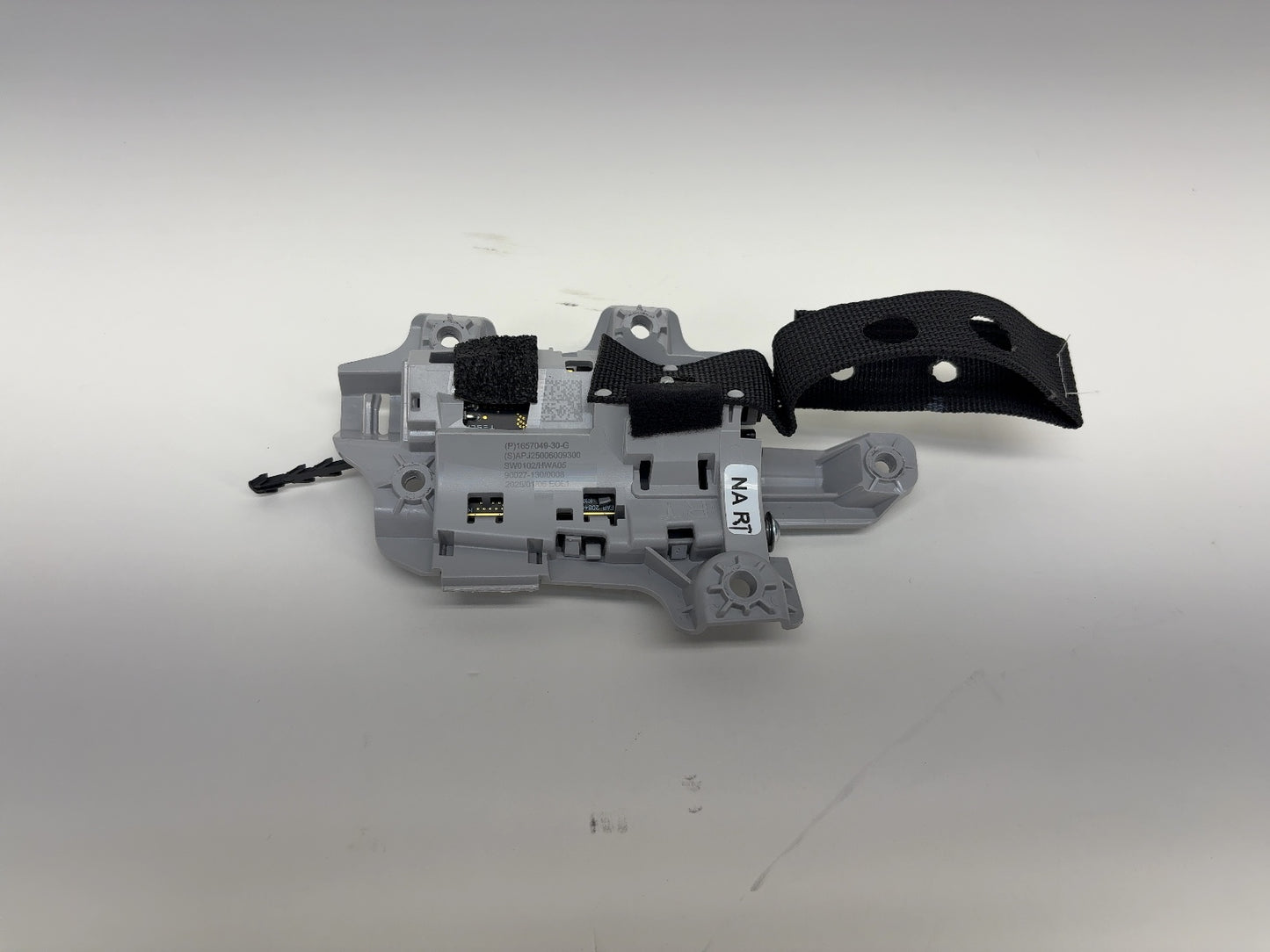 2026 Tesla Model Y Juniper Right Coat Hook & Map Light 1657049-30-G