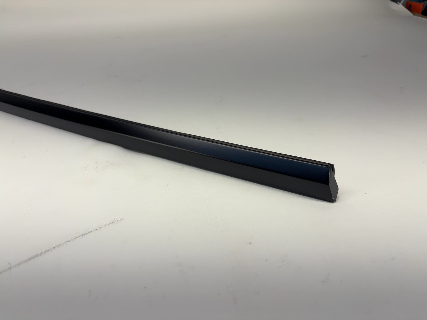 2026 Tesla Model Y Juniper Rear Right Door Belt Molding 2022812-21-A