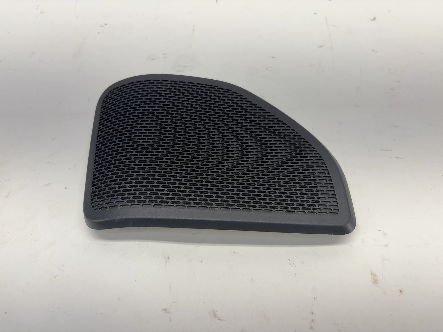 2023 Rivian R1T Right Speaker Grill PT00033082-C