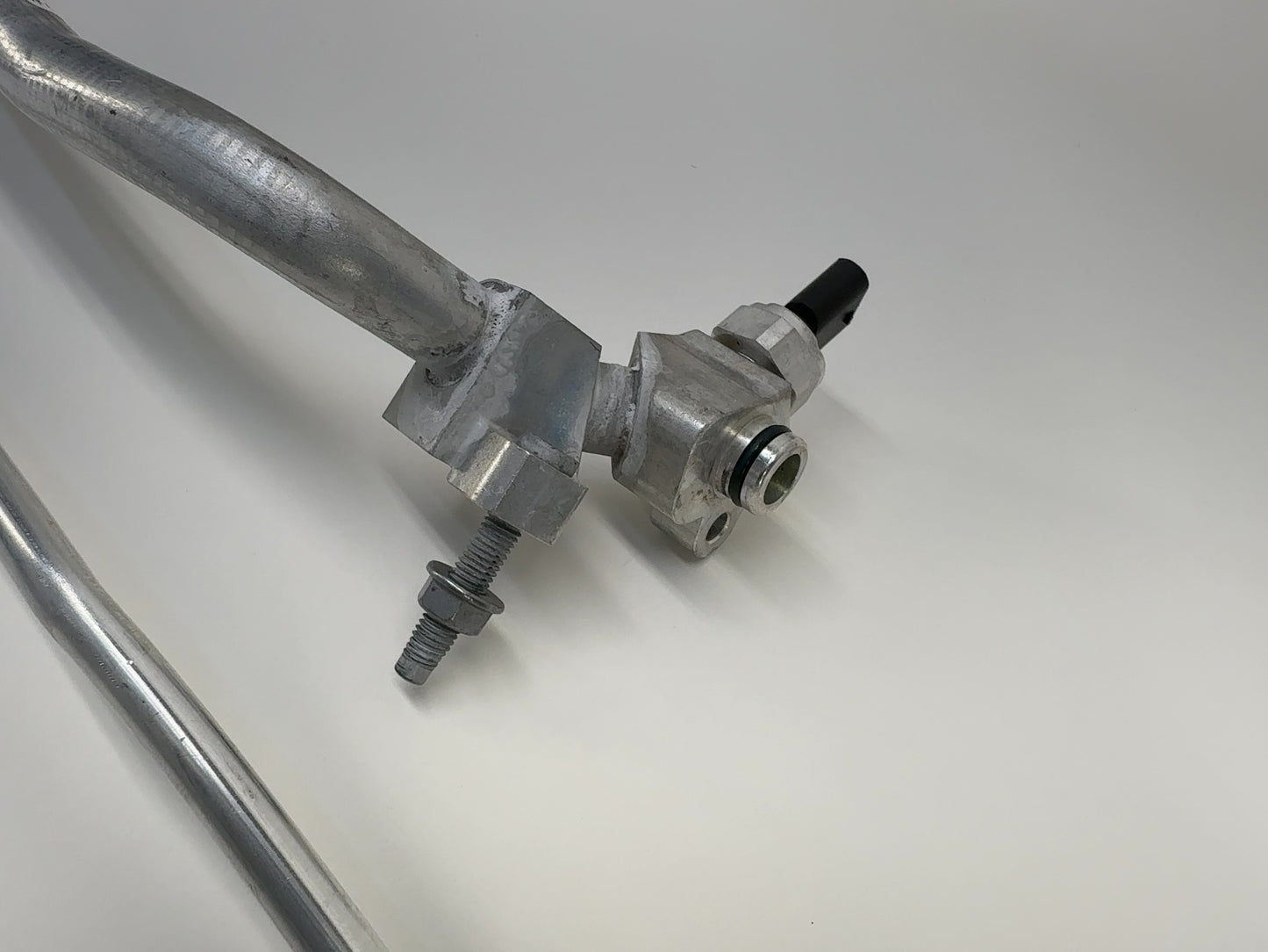 2023 Rivian R1T Ac Line PT00001689-G