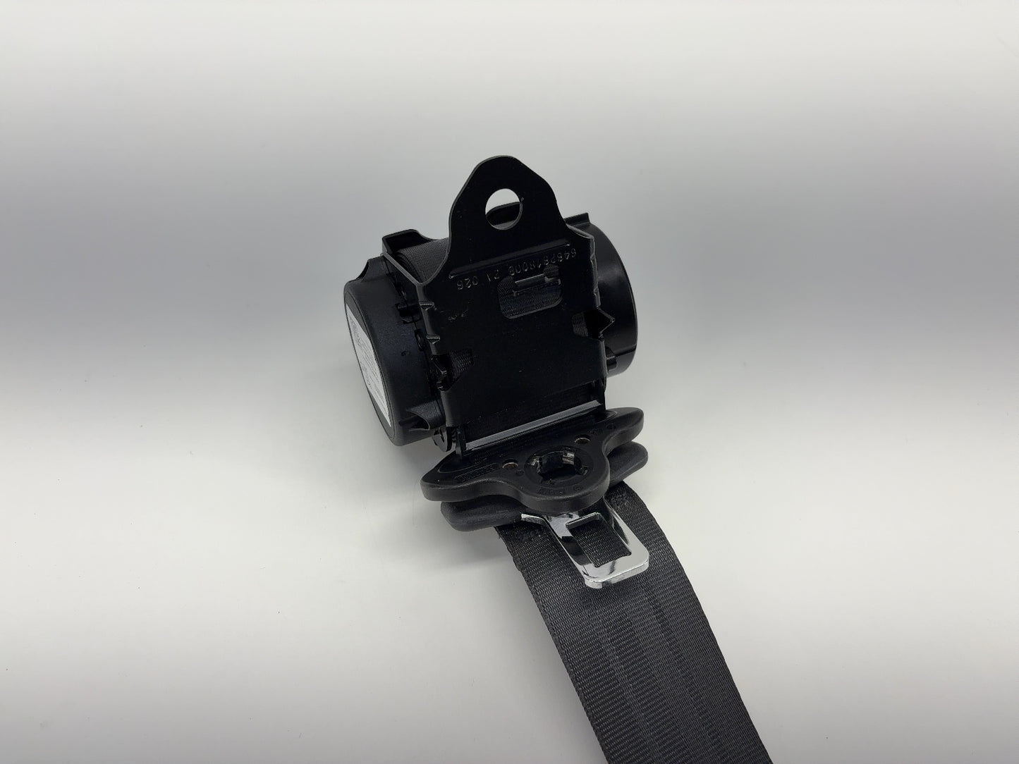 2023 Rivian R1T Rear Center Seat Belt Retractor PT00001051-H