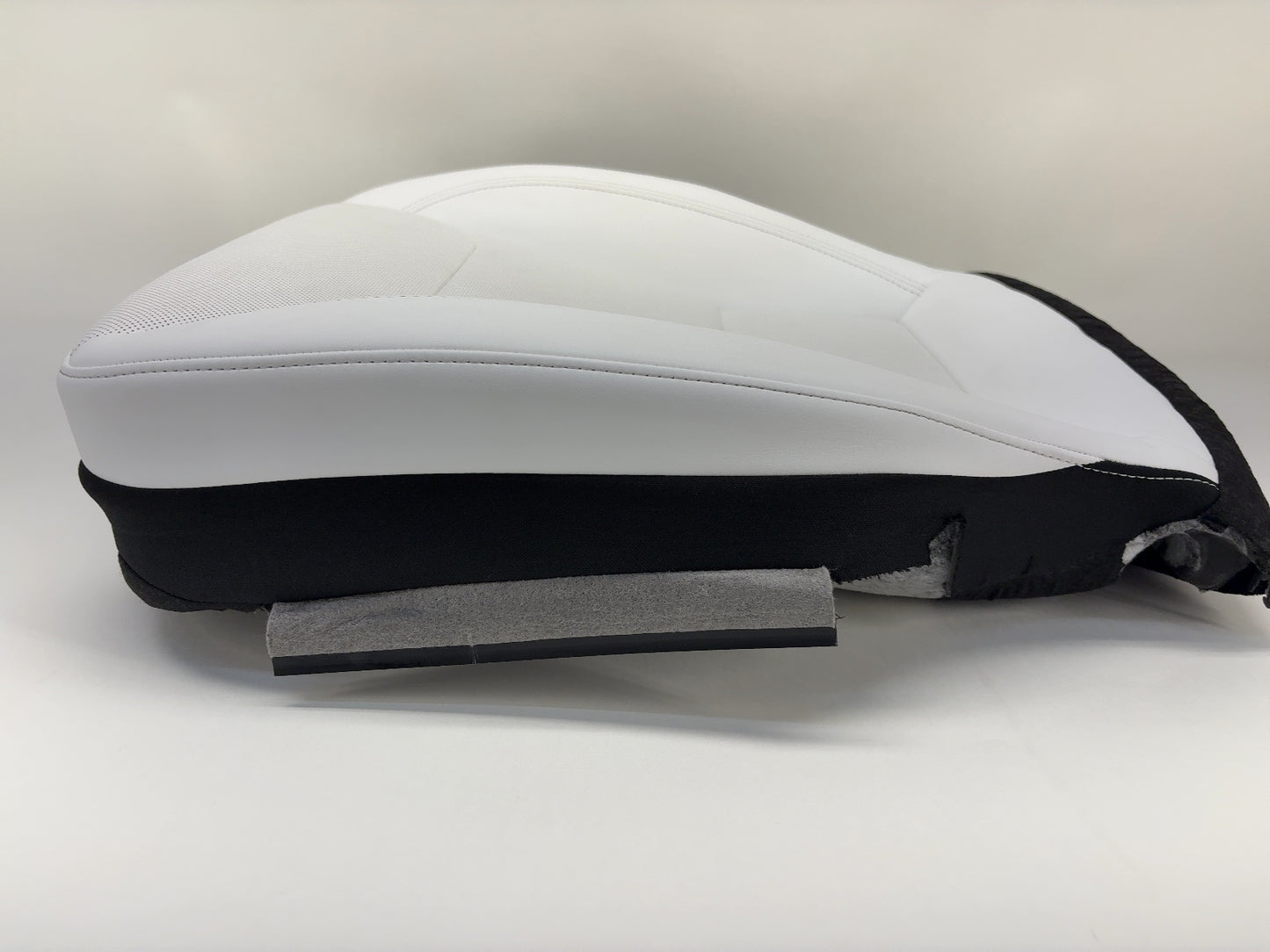 2025 Tesla Model Y Juniper Driver Seat Lower Cushion White 2048708-02-C