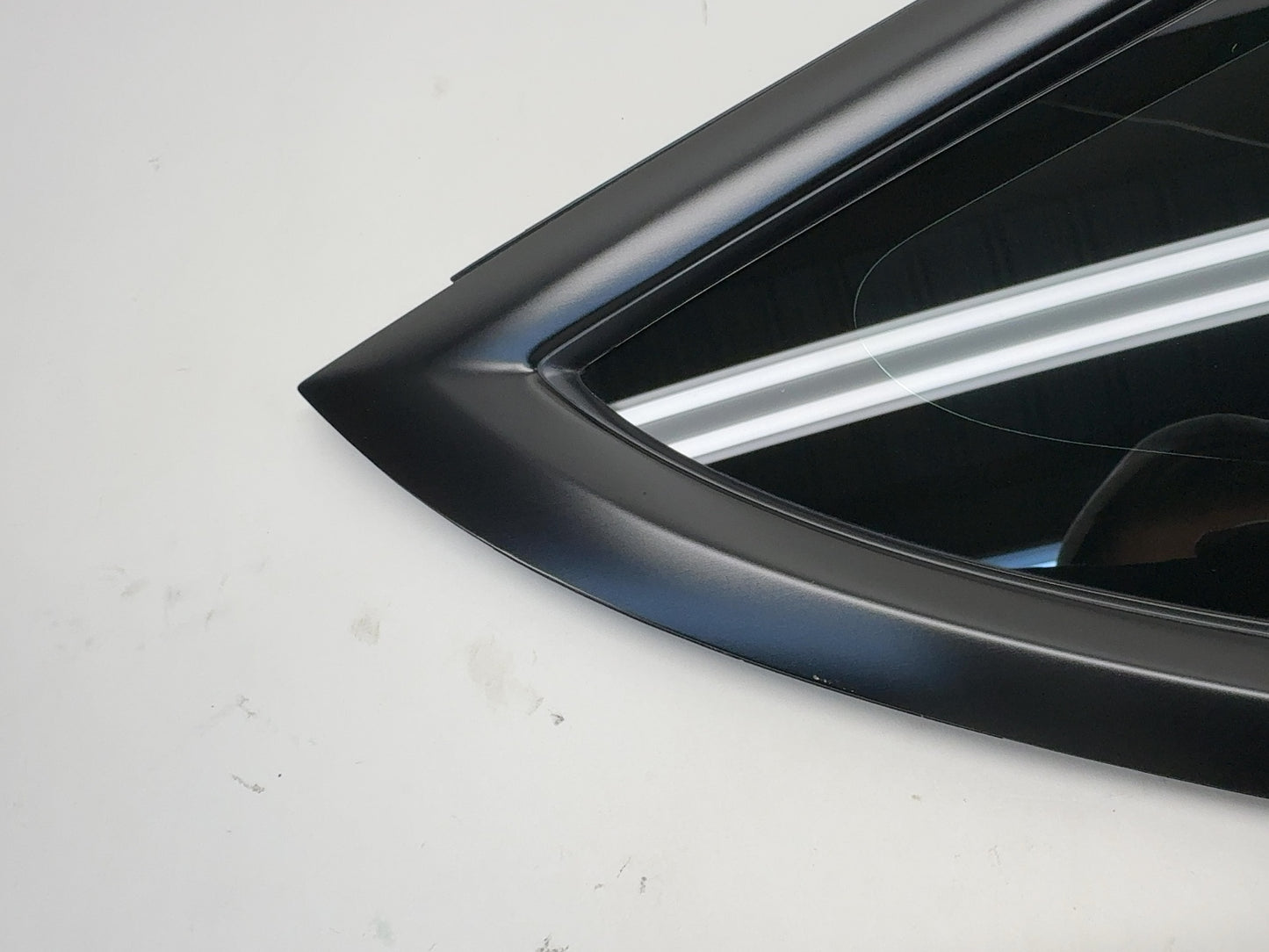 2025 Tesla Model 3 Rear Quarter Glass Right Black 1915484-20-C