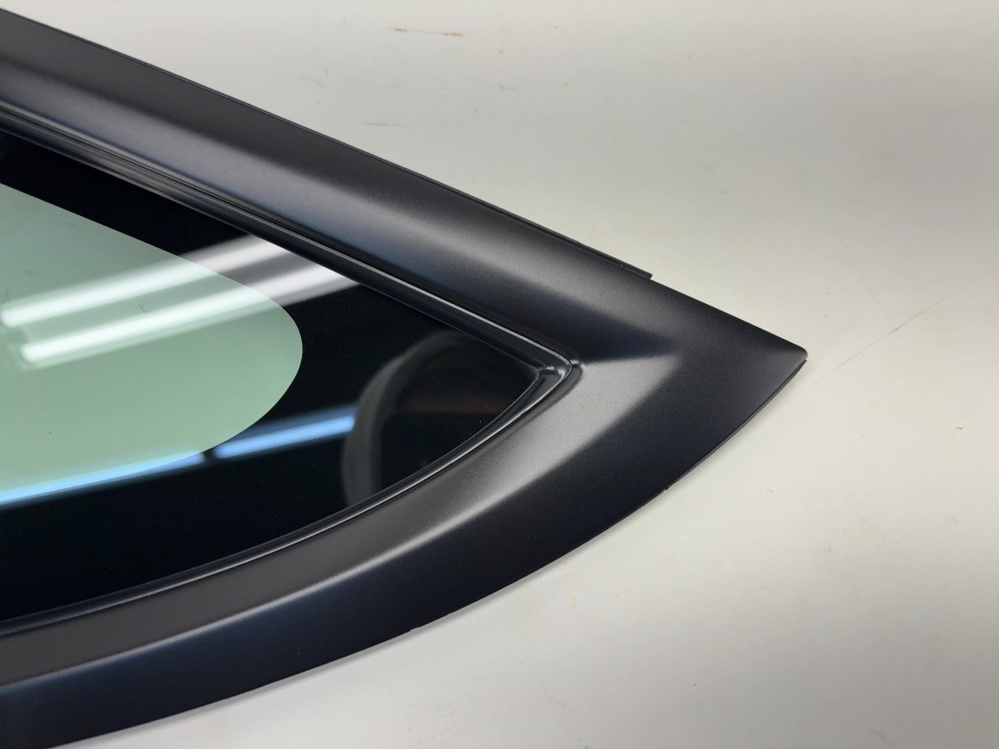 2024-2025 Tesla Model 3 Highland Rear Quarter Glass Left Black 1915483-21-C