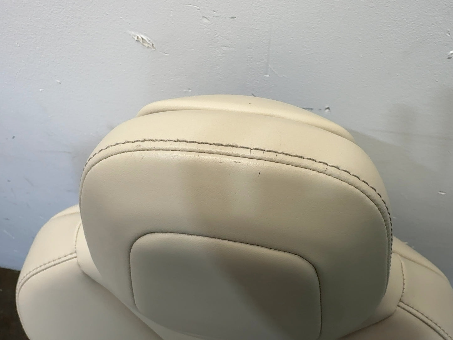 2019 Tesla Model S Front Left Seat Assembly Cream 1454066-00-A