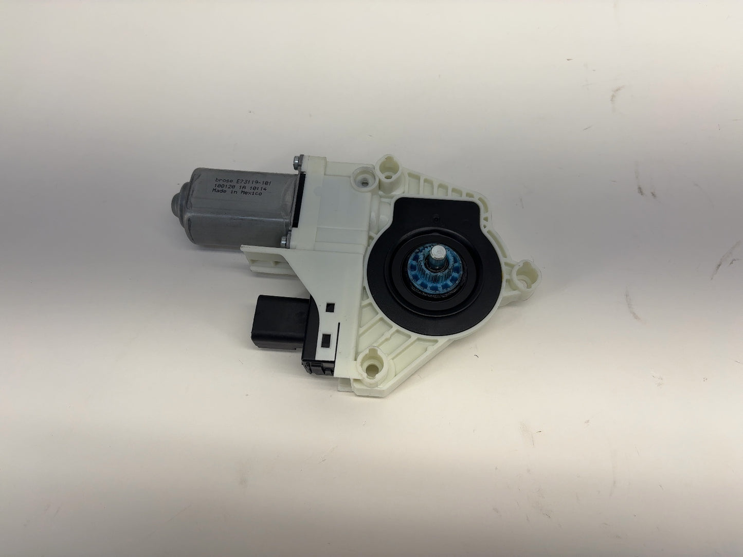 2024 Tesla Model Y Window Regulator Motor 1526796-00-E
