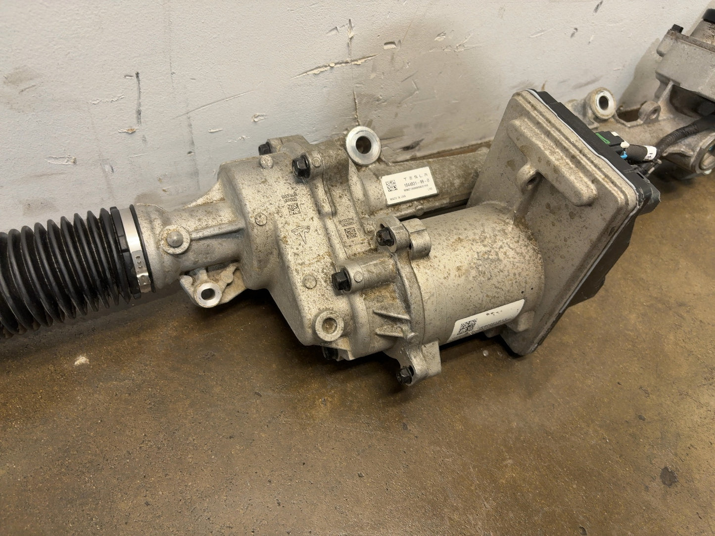 2017-2020 Tesla Model 3 Steering Rack Assembly 1044831-99-D