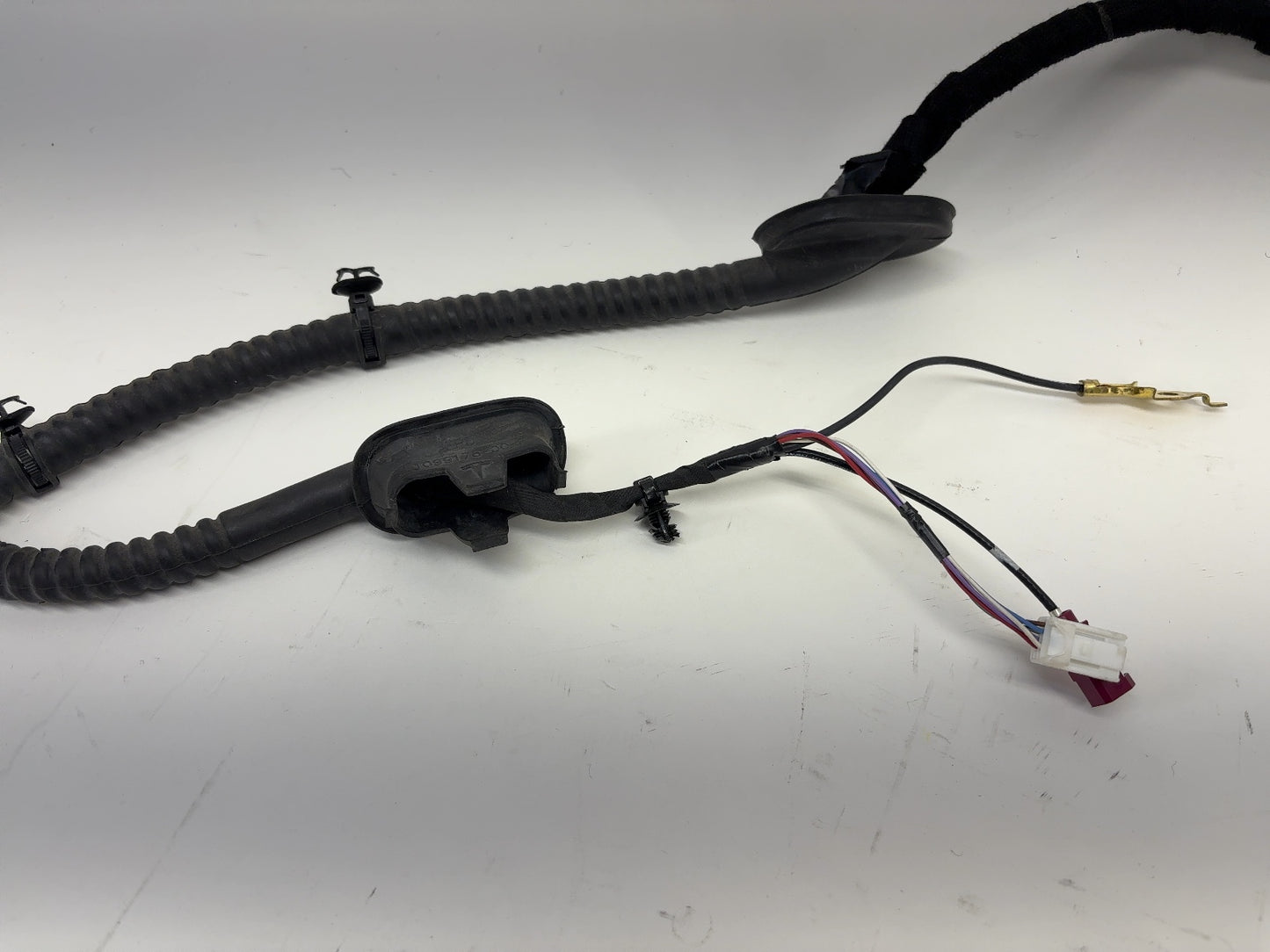 2023 Tesla Model 3 Trunk Lid Harness 1068789-00-G