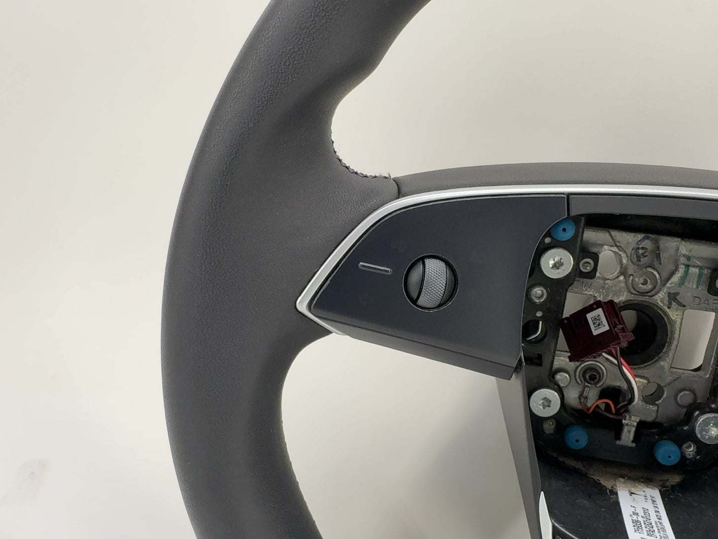 2024-2025 Tesla Model 3 Highland Steering Wheel Heated 1735339-00-F