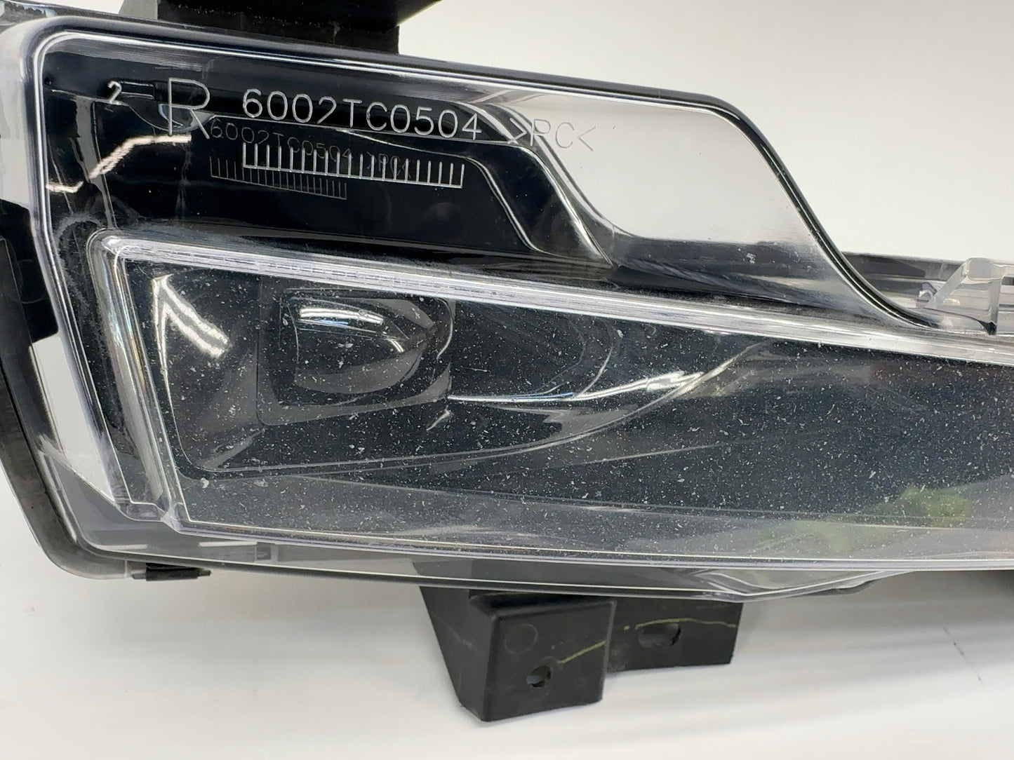 2021-2023 Tesla Model 3 Front Right Foglamp 1077390-00-F
