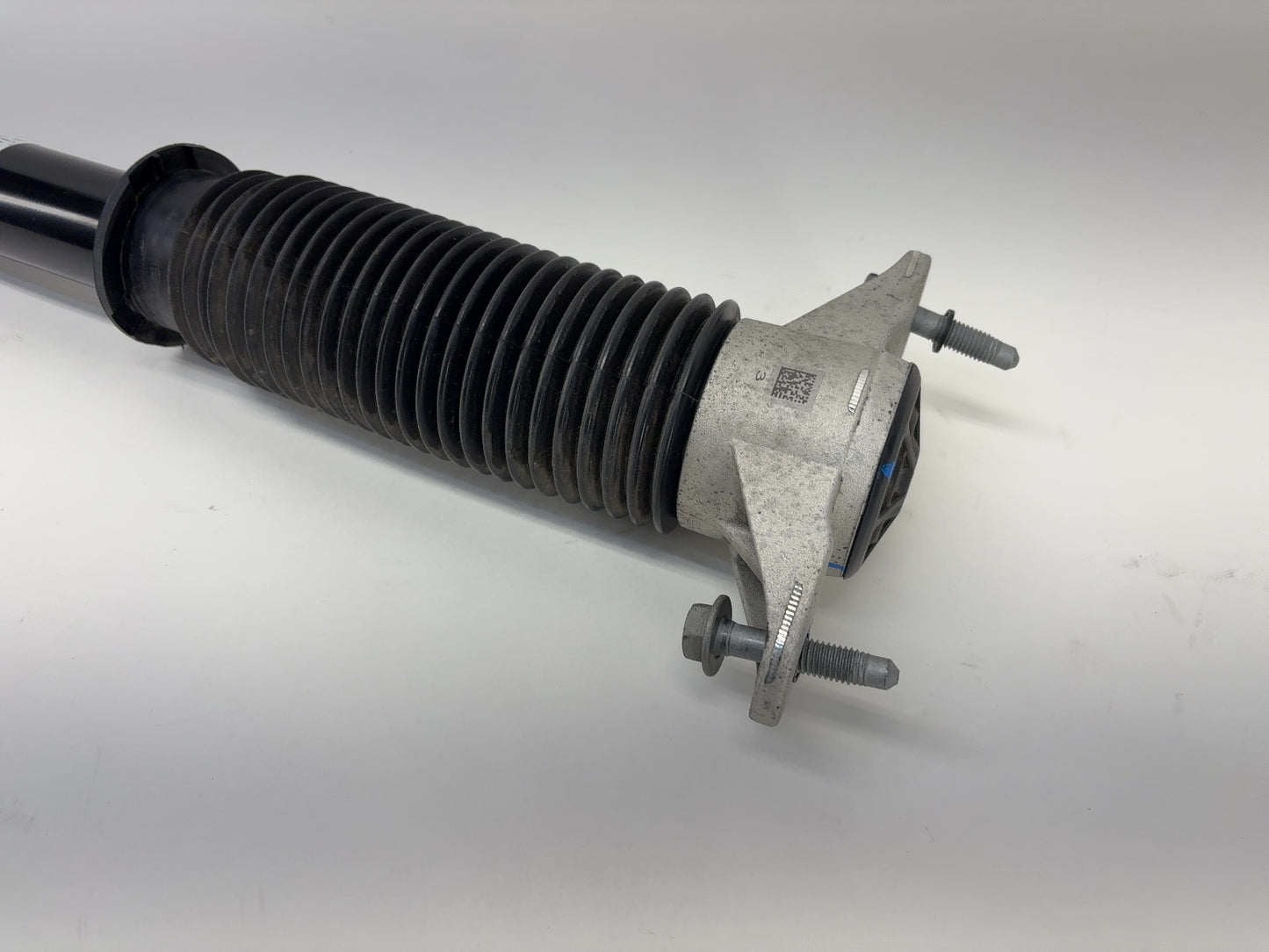 2023 Tesla Model Y Rear Strut Absorber 1188465-00-F