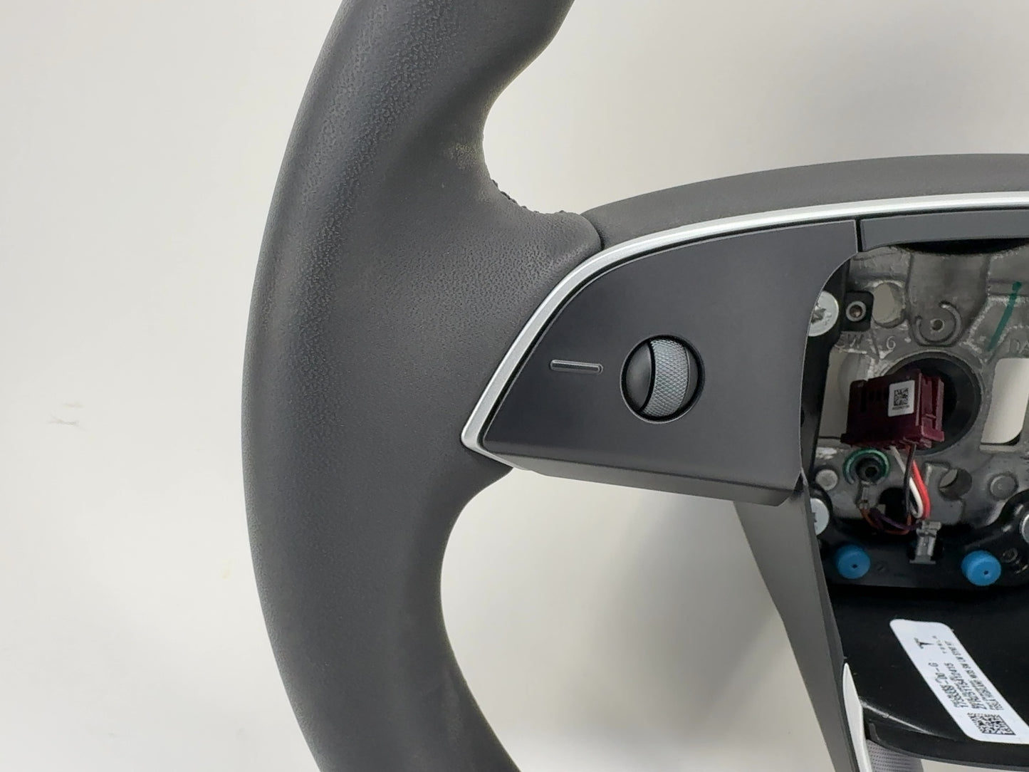 2025 Tesla Model 3 Highland Steering Wheel Pur Leather 1735339-00-G