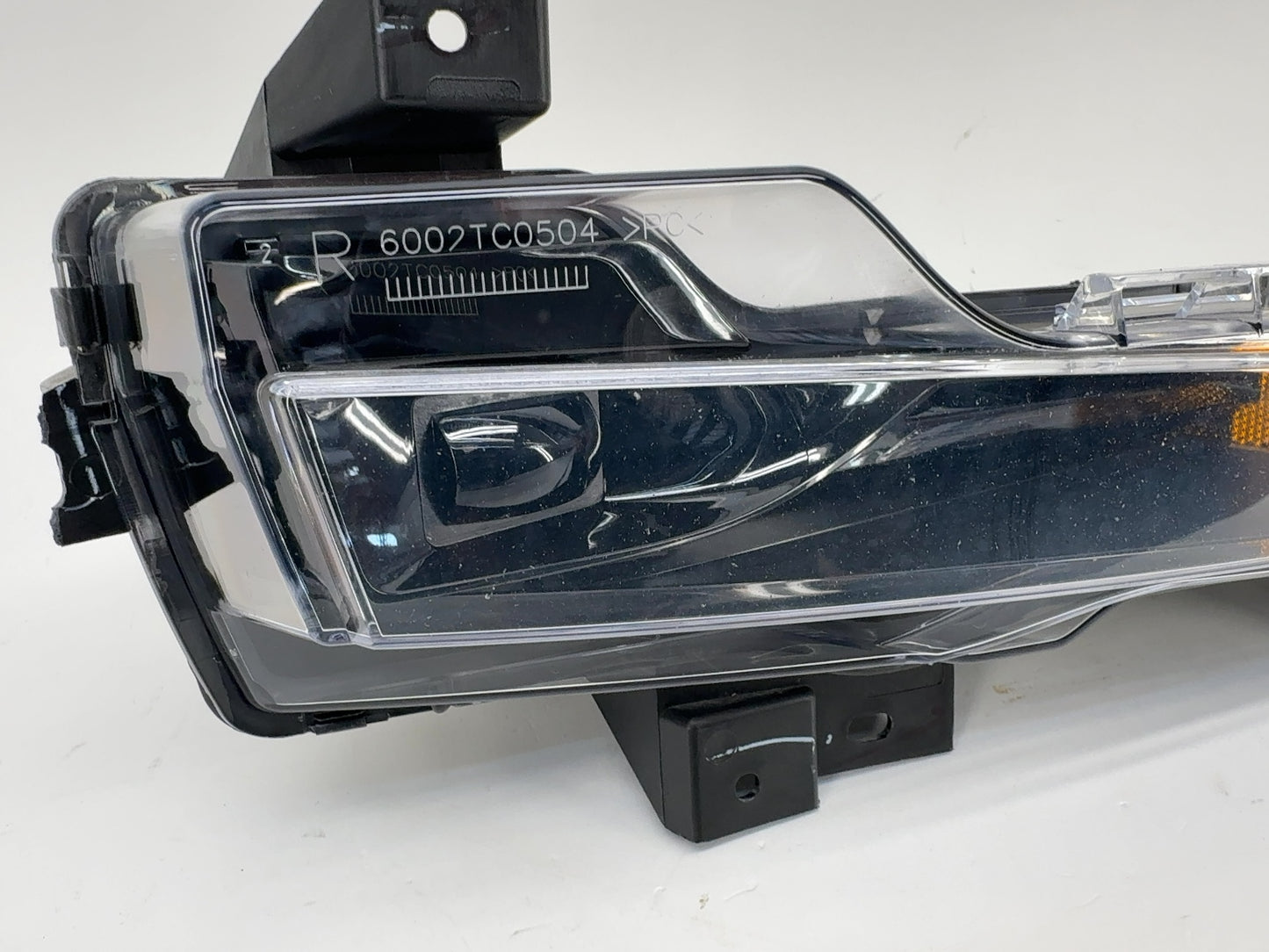 2021-2023 Tesla Model 3 Front Right Foglamp 1077390-00-F