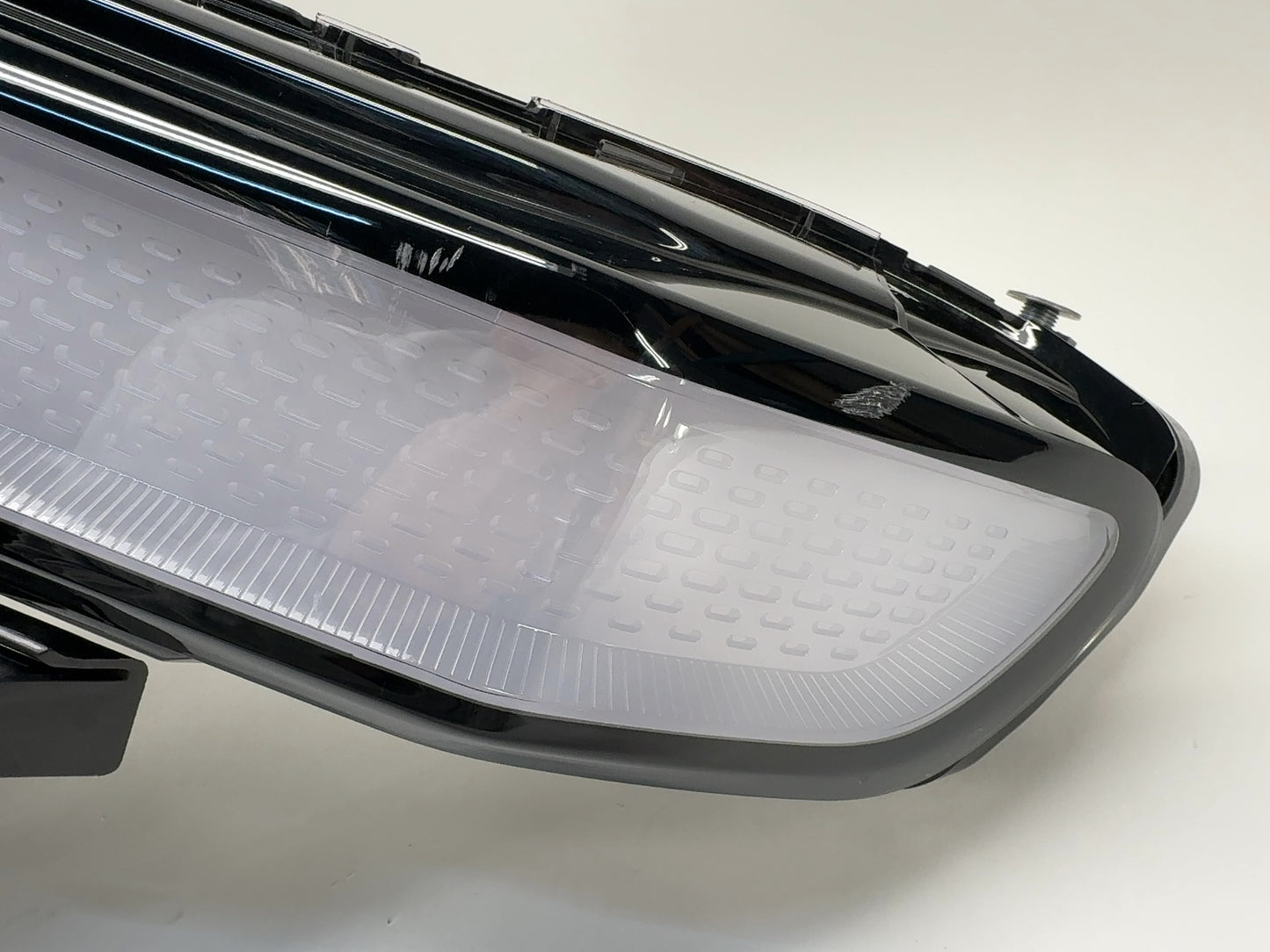 2023-2024 Rivian R1S R1T Left Headlamp PT00000465-R