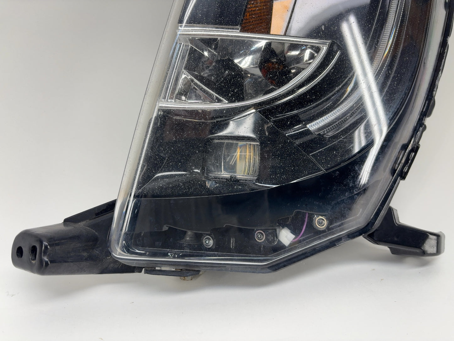 2015 Tesla Model S Front Fog Lamp Left 6005913-00-F