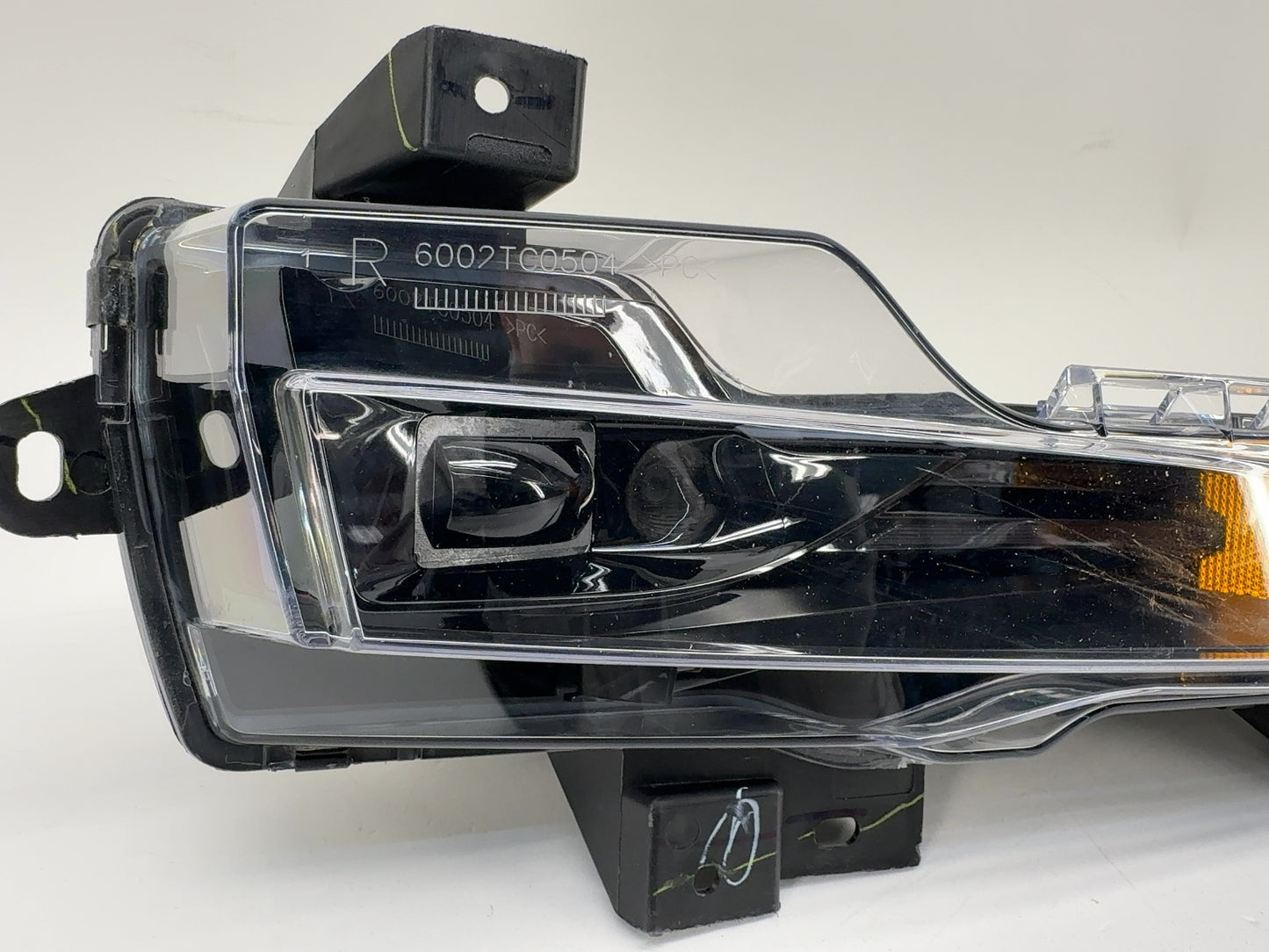 2021-2023 Tesla Model 3 Front Right Foglamp 1077390-00-F