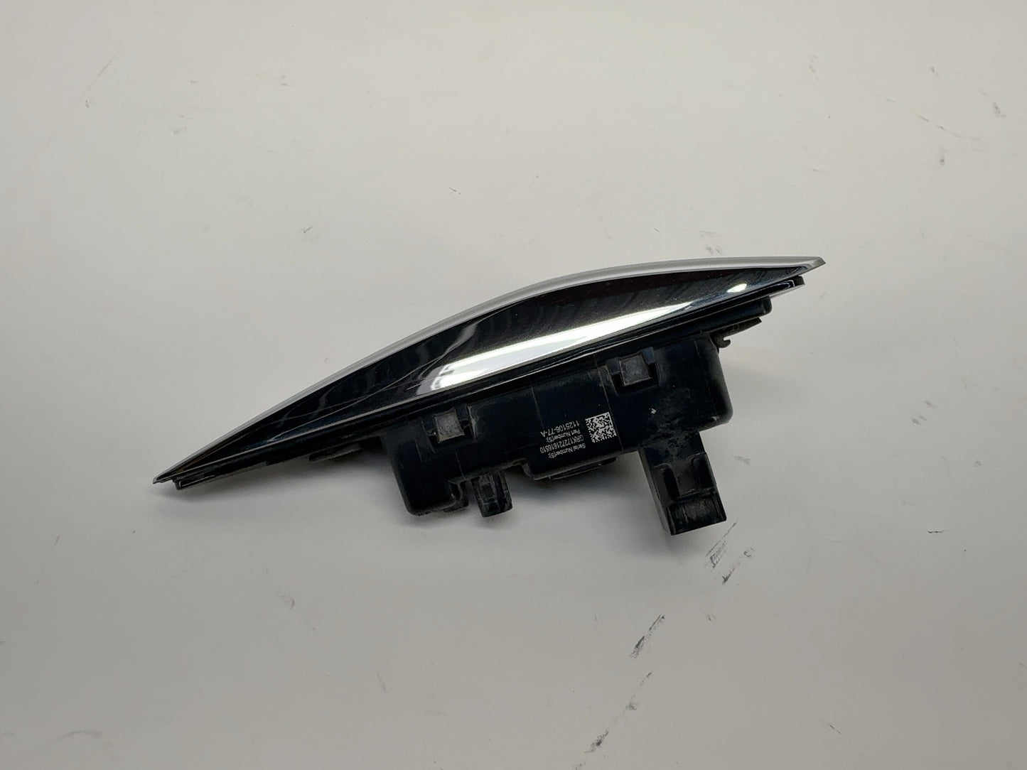 2018 Tesla Model 3 Front Lamp Side Repeater Camera Left 1125106-77-A