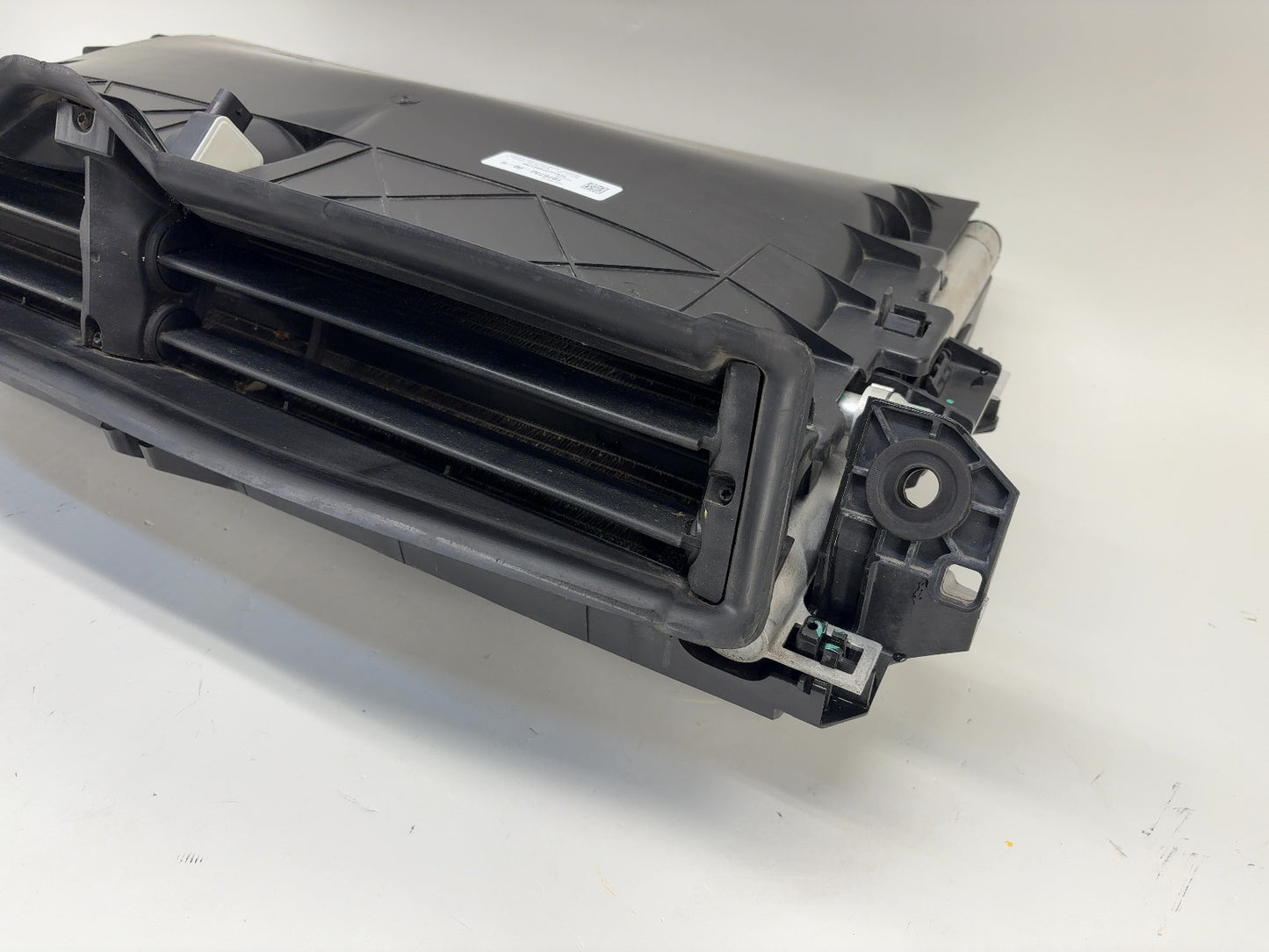 2018 Tesla Model 3 Cooling Fan Assembly 1077081-00-C