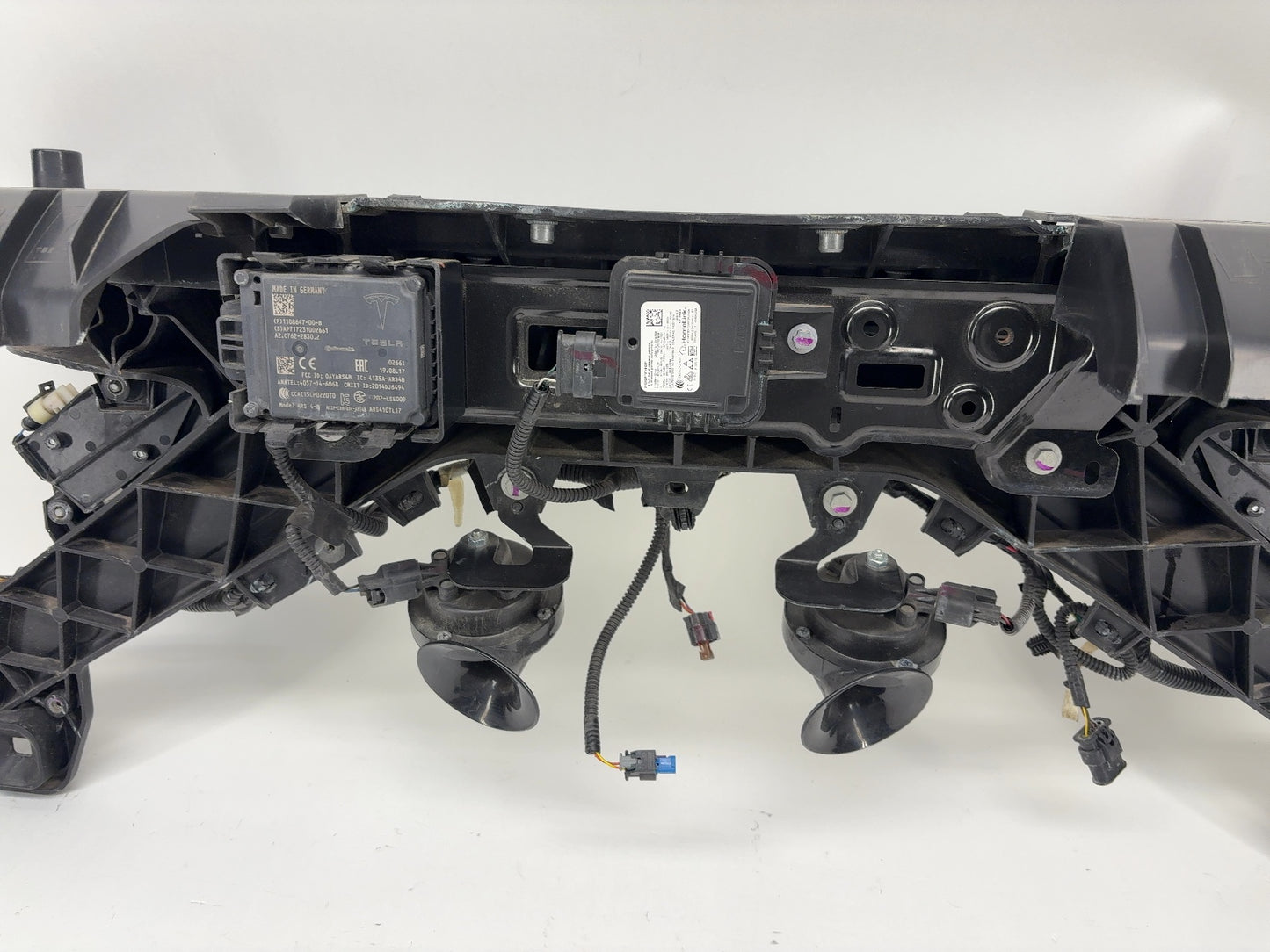 2018-2023 Tesla Model 3 Radiator Support Assembly 1110240-00-B