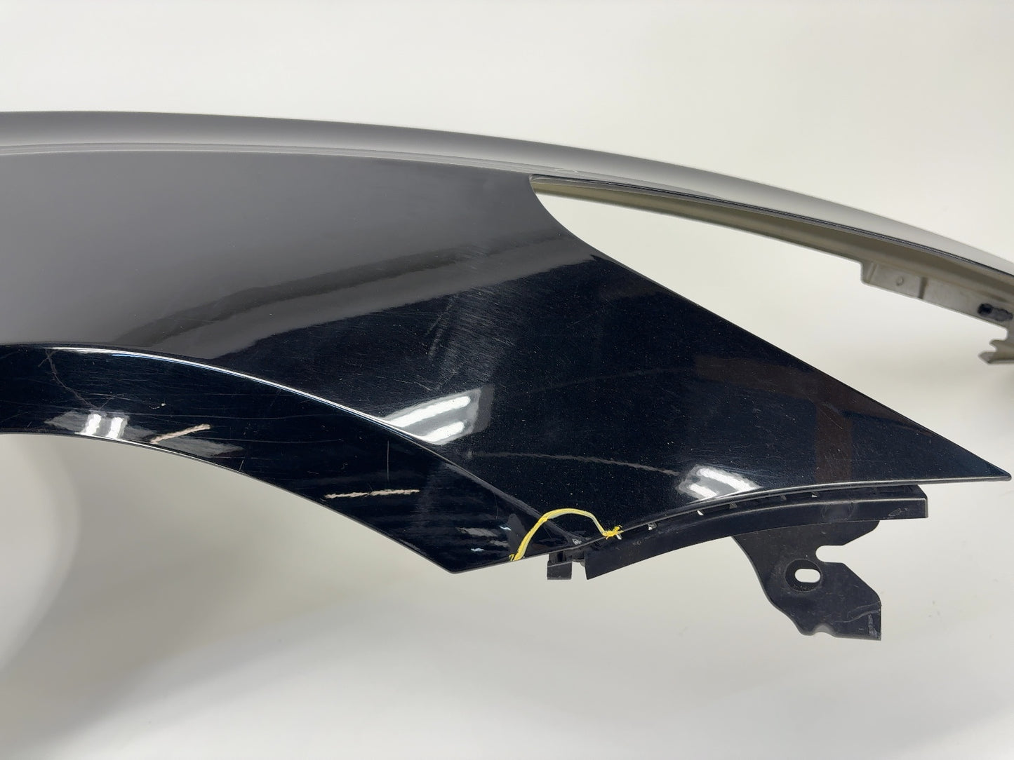 2018-2023 Tesla Model 3 Right Fender 1081400-E0-D