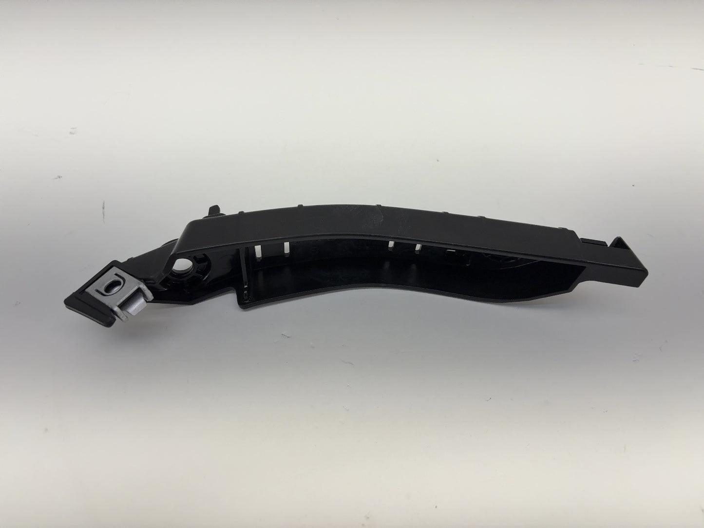 2026 Tesla Model Y Juniper Front Right Bumper Bracket 1983888-00-D