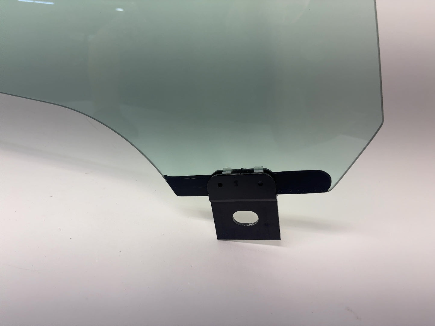 2018-2020 Tesla Model X Front Right Door Glass 1028823-00-J