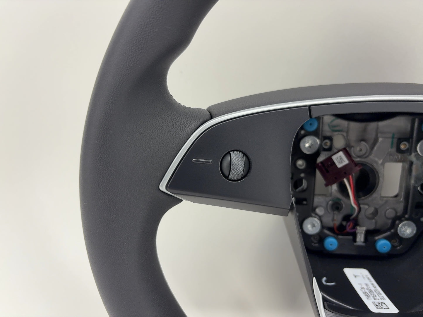 2025 Tesla Model 3 Highland Steering Wheel Pur Leather 1735339-00-G