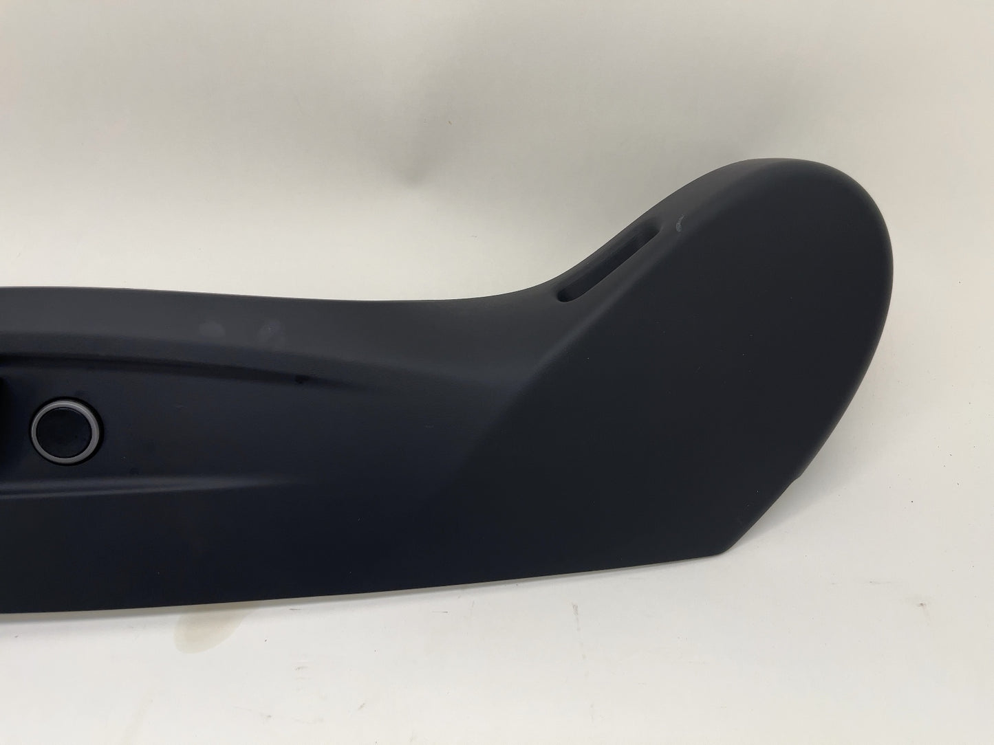 2025 Tesla Model Y Juniper Front Left Seat Trim With Control Switches 2002256-00-D