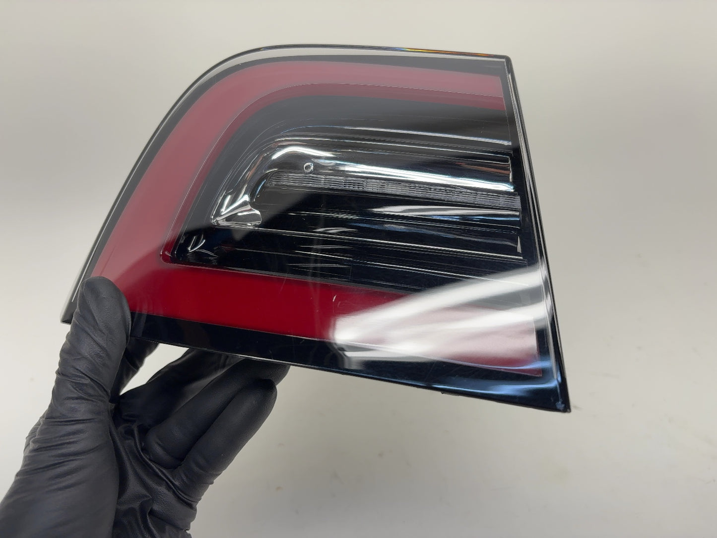 2021-2023 Tesla Model 3 Left Tail Lamp Quarter Mounted 1077397-00-H