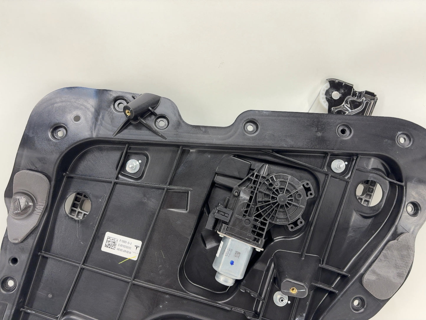 2018 Tesla Model 3 Rear Right Window Regulator 1096623-95-D