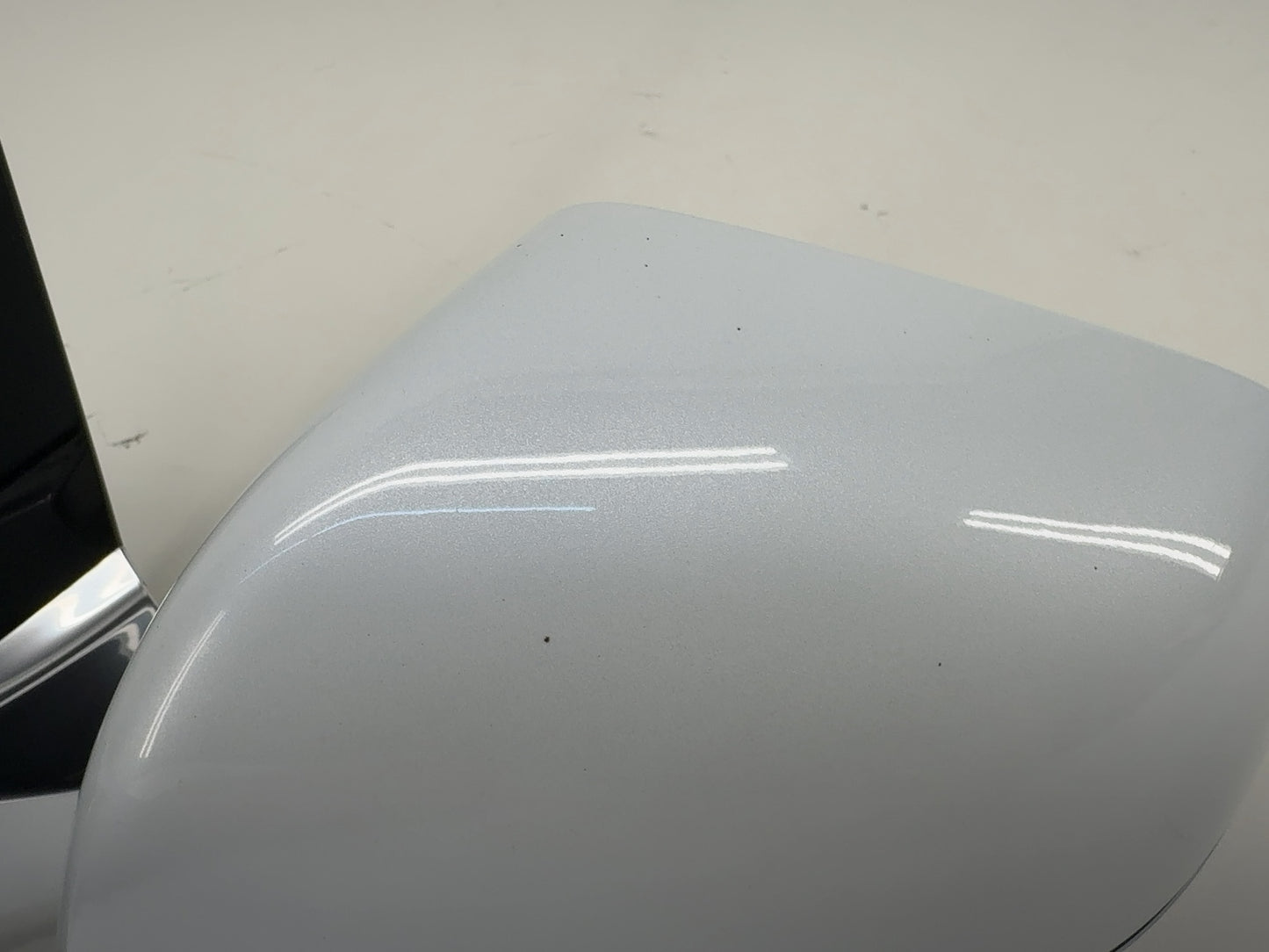 2018 Tesla Model 3 Front Left Door Mirror Assembly 1110777-99-H