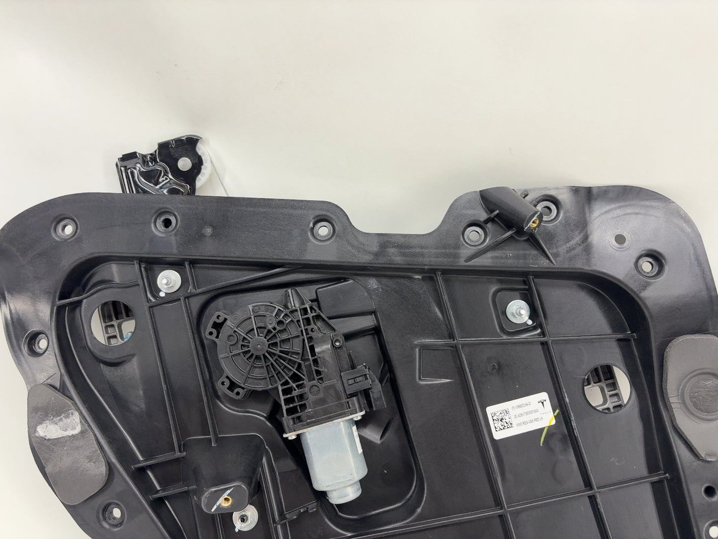 2017 Tesla Model 3 Rear Left Window Regulator 1096622-94-D