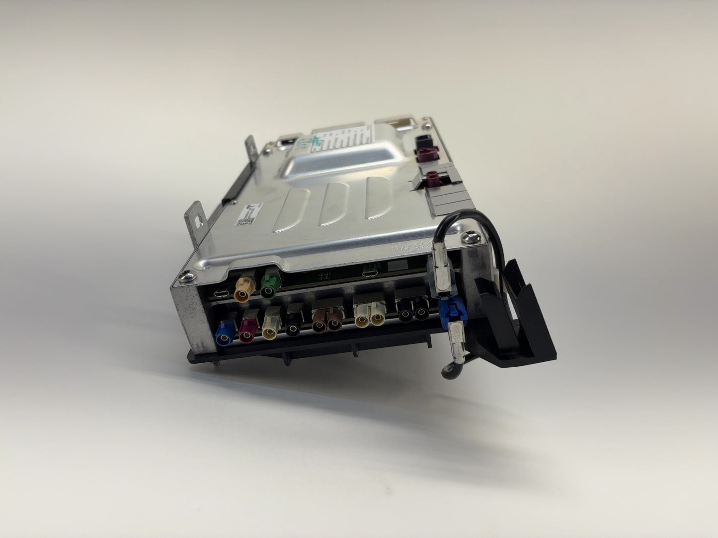 2018 Tesla Model 3 Car Computer 1098058-00-F