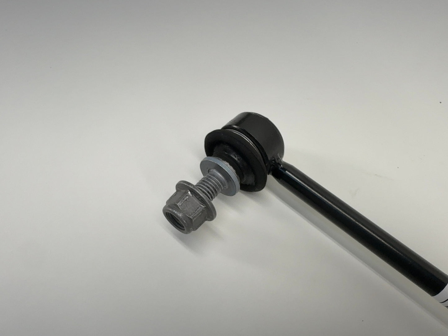 2018 Tesla Model 3 Front Stabilizer Bar Link Right 1044396-00-D