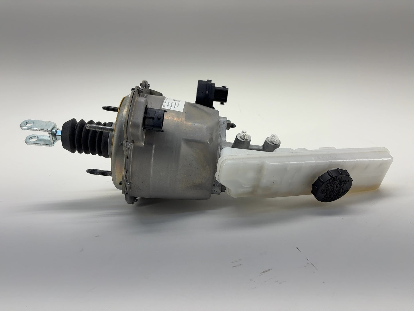 2018 Tesla Model 3 Brake Booster Assembly 1044671-00-D