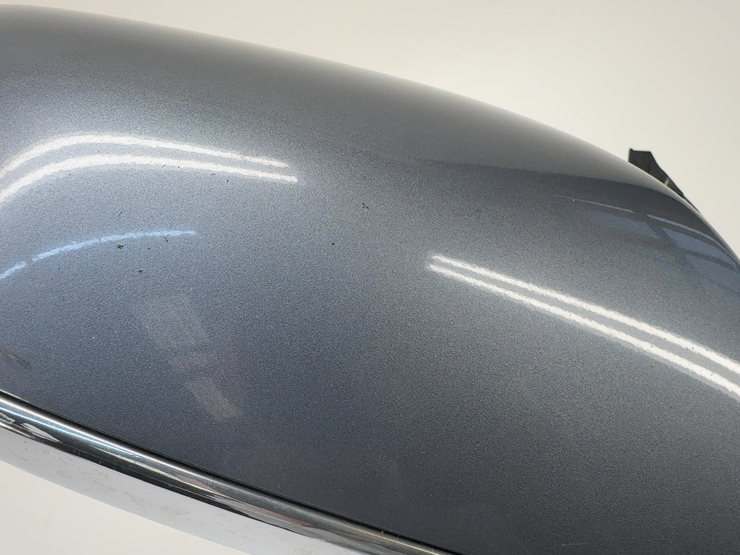 2013 Tesla Model S Front Right Door Mirror Assembly Non Power Folding 6005863-00-E