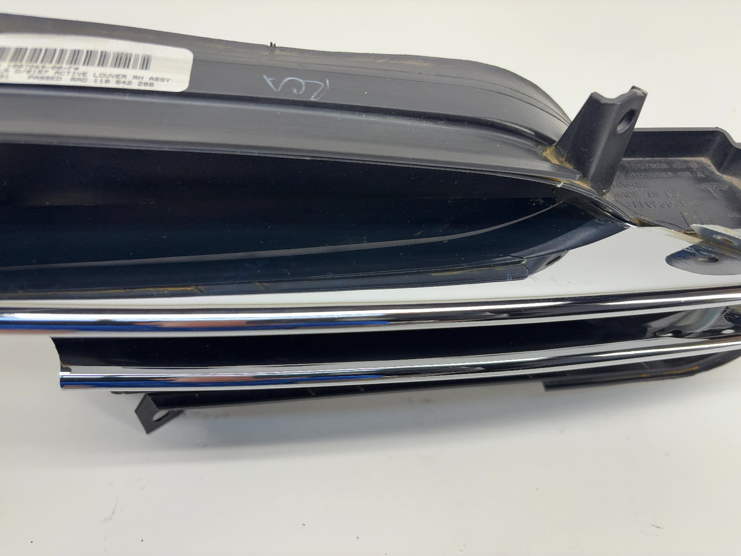 2013-2015 Tesla Model S Active Louvre Right 1007269-00-F