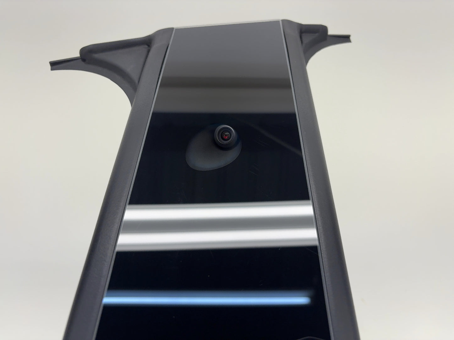 2026 Tesla Model Y Juniper B Pillar Glass With Camera Left 1937557-00-B